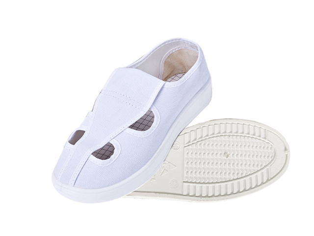 防吸附粉塵防靜電四眼鞋廠家供應(yīng)