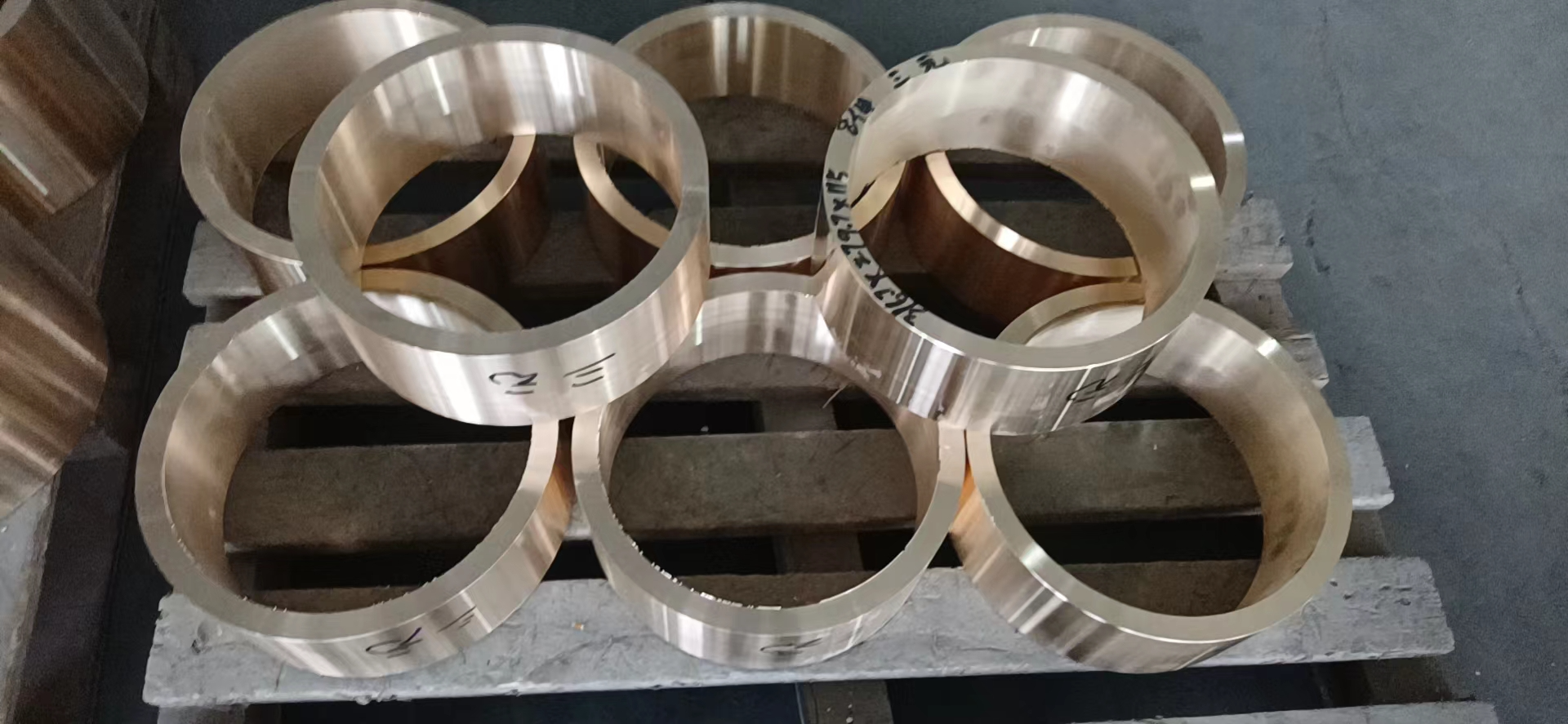 銅套加工過(guò)程中的常見(jiàn)問(wèn)題及解決方案