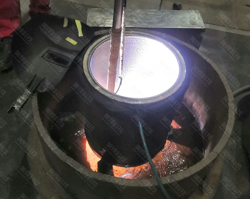 立式自动堆焊设备应用于山东管道工程行业项目