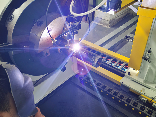 上海軌道環(huán)縫焊機(jī)供應(yīng)商 誠信服務(wù) 上海美焊智能化科技股份供應(yīng)