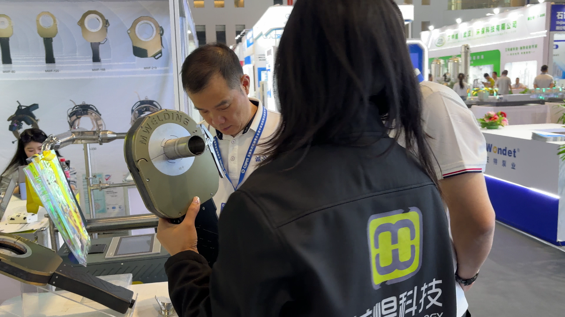 美焊科技亮相厦门药机展:封闭式管管焊机如何回应制药洁净管道焊接新要求(图3) 美焊科技亮相2026全国药机展,展出制药洁净管道自动焊接设备