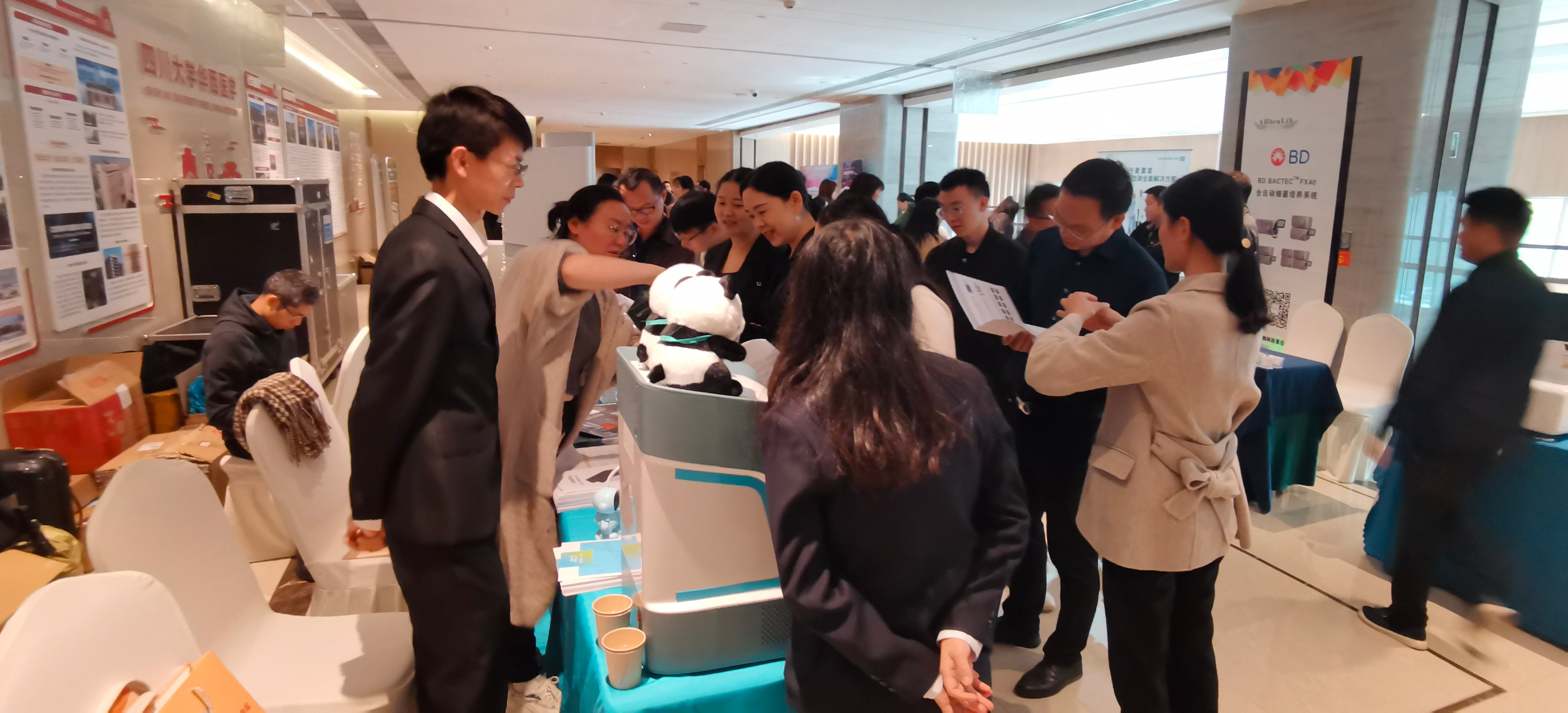 四川杰萊美科技有限公司攜手牛頓光學和廣州道一參加四川醫學會第二屆微生物與免疫學學術會議