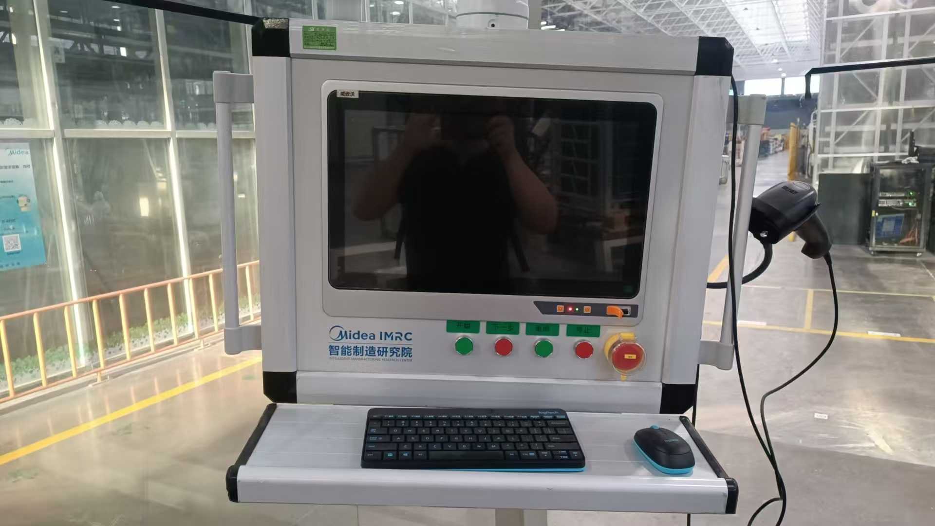 威嵌沃VFACE工控一體機(jī)：美的智能工廠背后的“工業(yè)智慧大腦”