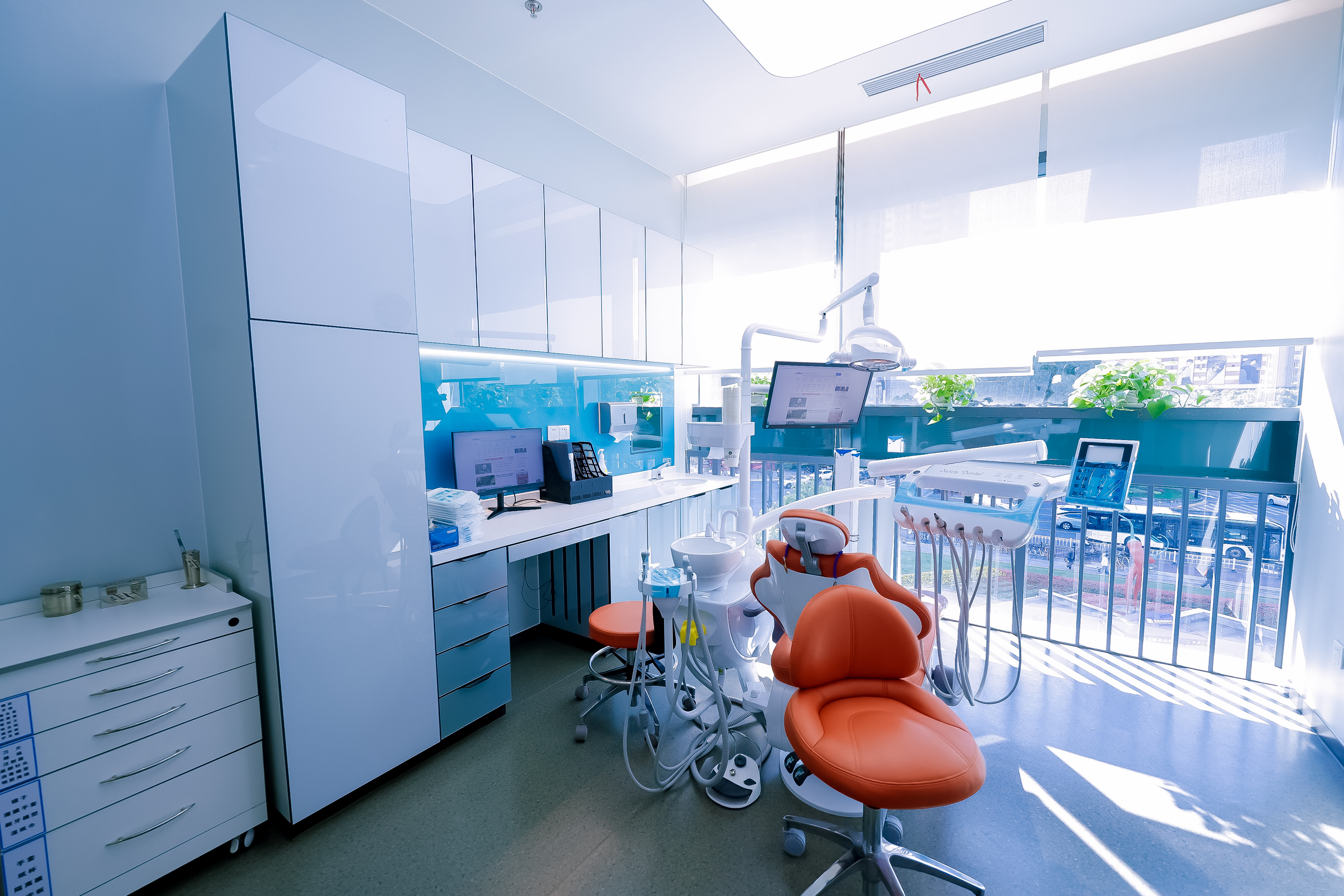 口腔 DR机器怎么用国际牙医专家 Dr. KnowledgeTsungu 专程鼎植打卡！VIIV专利种植技术,凭啥圈粉？_https://www.jmylbn.com_新闻资讯_第7张