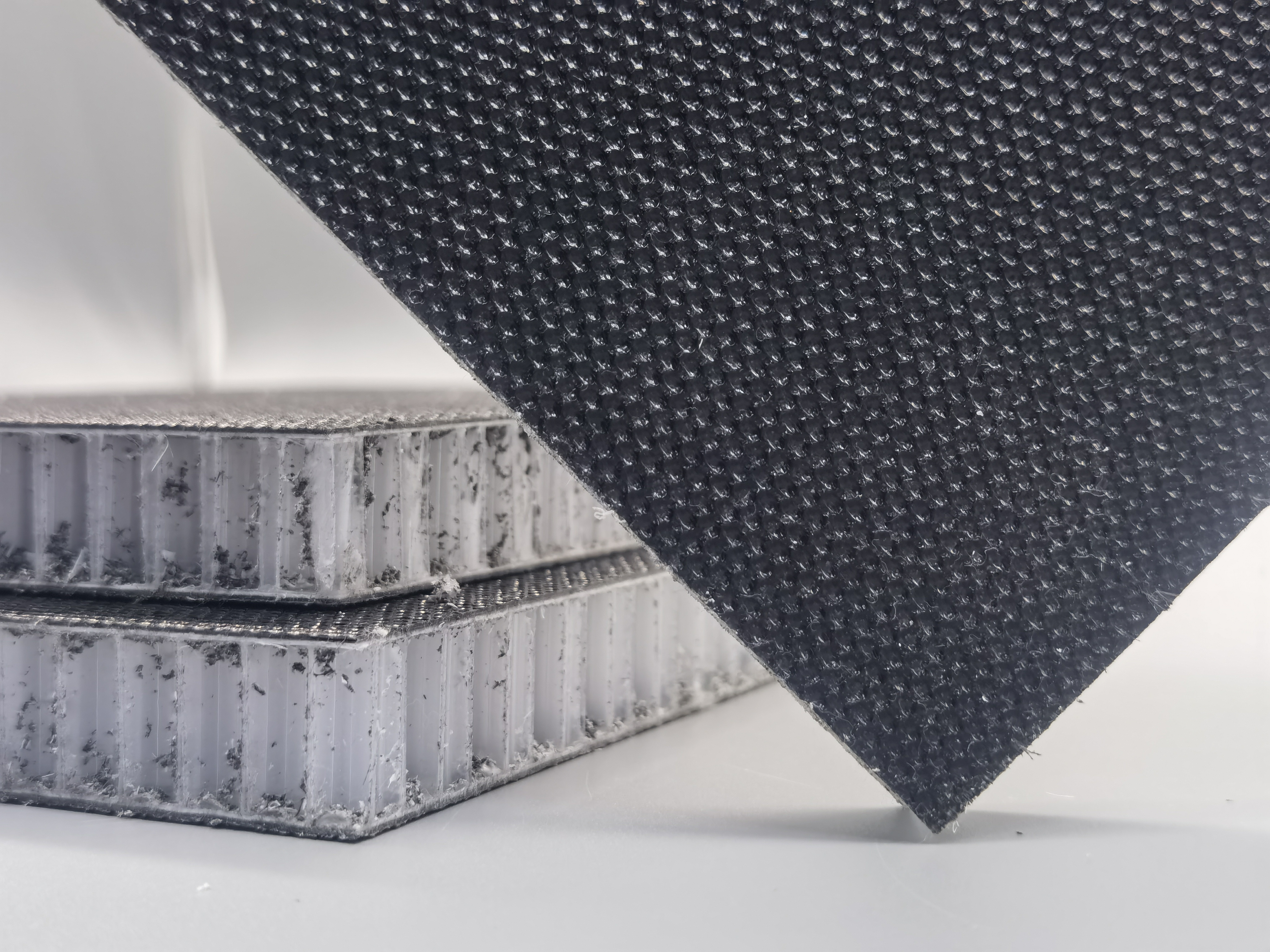 PP蜂窩防滑板：革新的腳手架板！