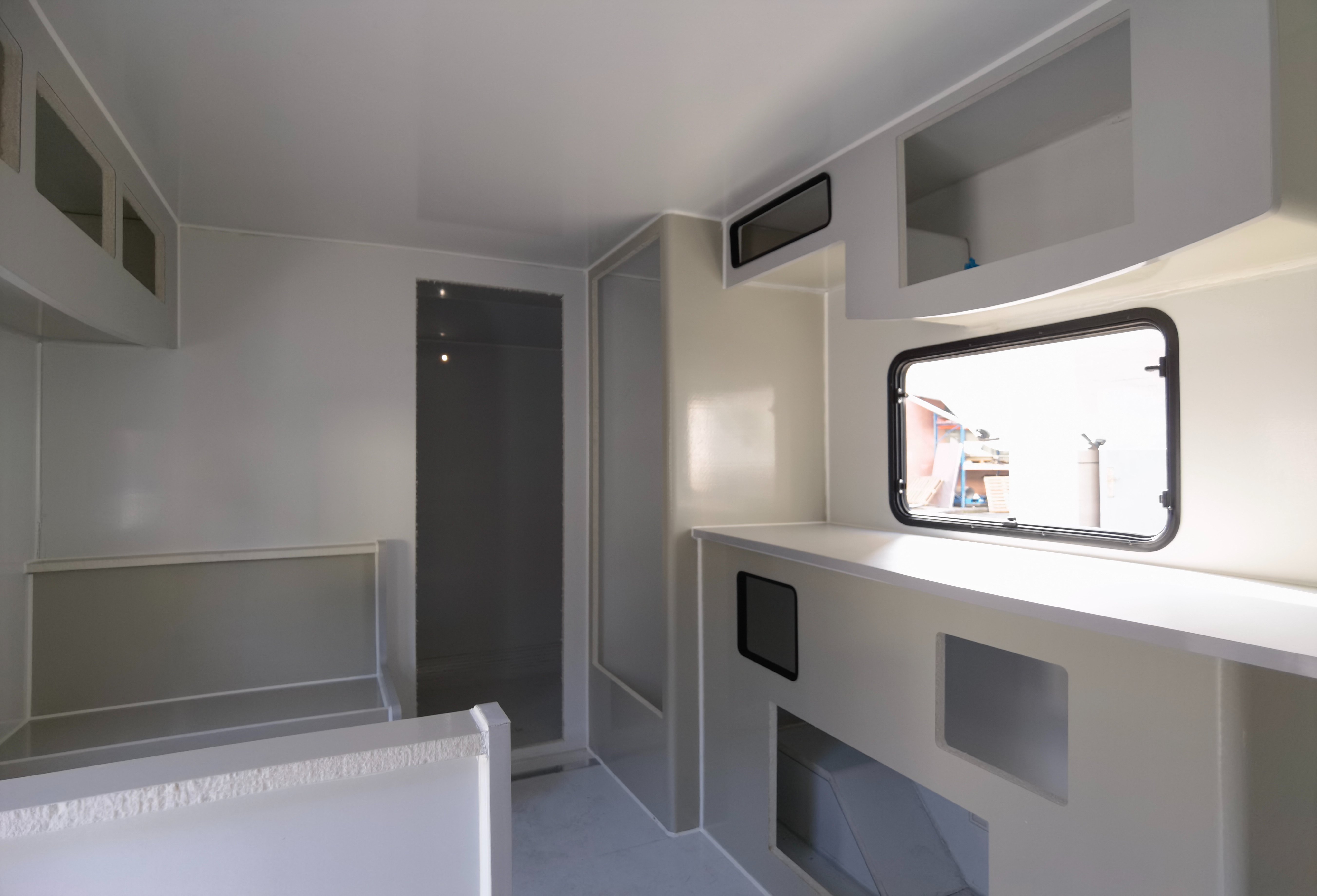 熱熔焊接-房車制造新方式，打造美觀舒適的一體性房車。