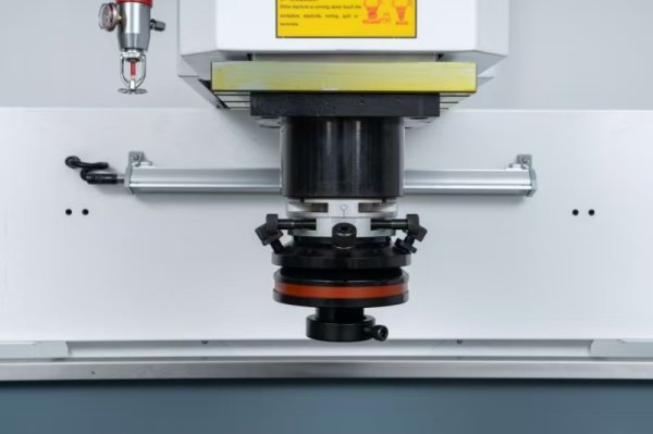 CNC540電火花成型機(jī)