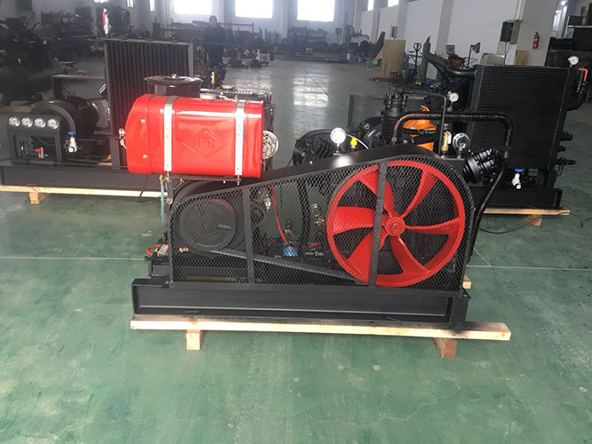 柴動(dòng)小型高壓壓縮機(jī)：提升生產(chǎn)效率，保障安全生產(chǎn)