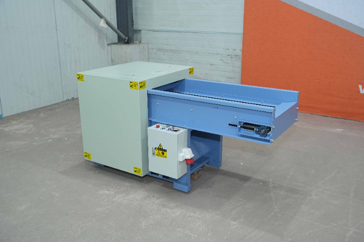 東莞全自動充棉機設(shè)備 東莞市順展機械供應(yīng)