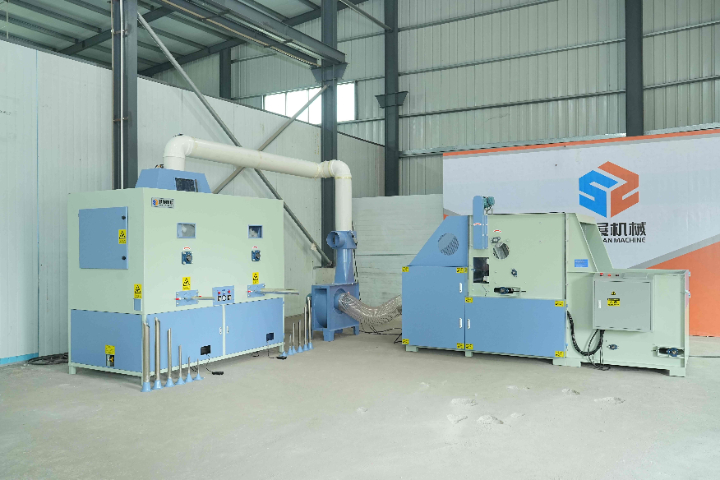 東莞異性玩具充棉機源頭工廠 東莞市順展機械供應(yīng);