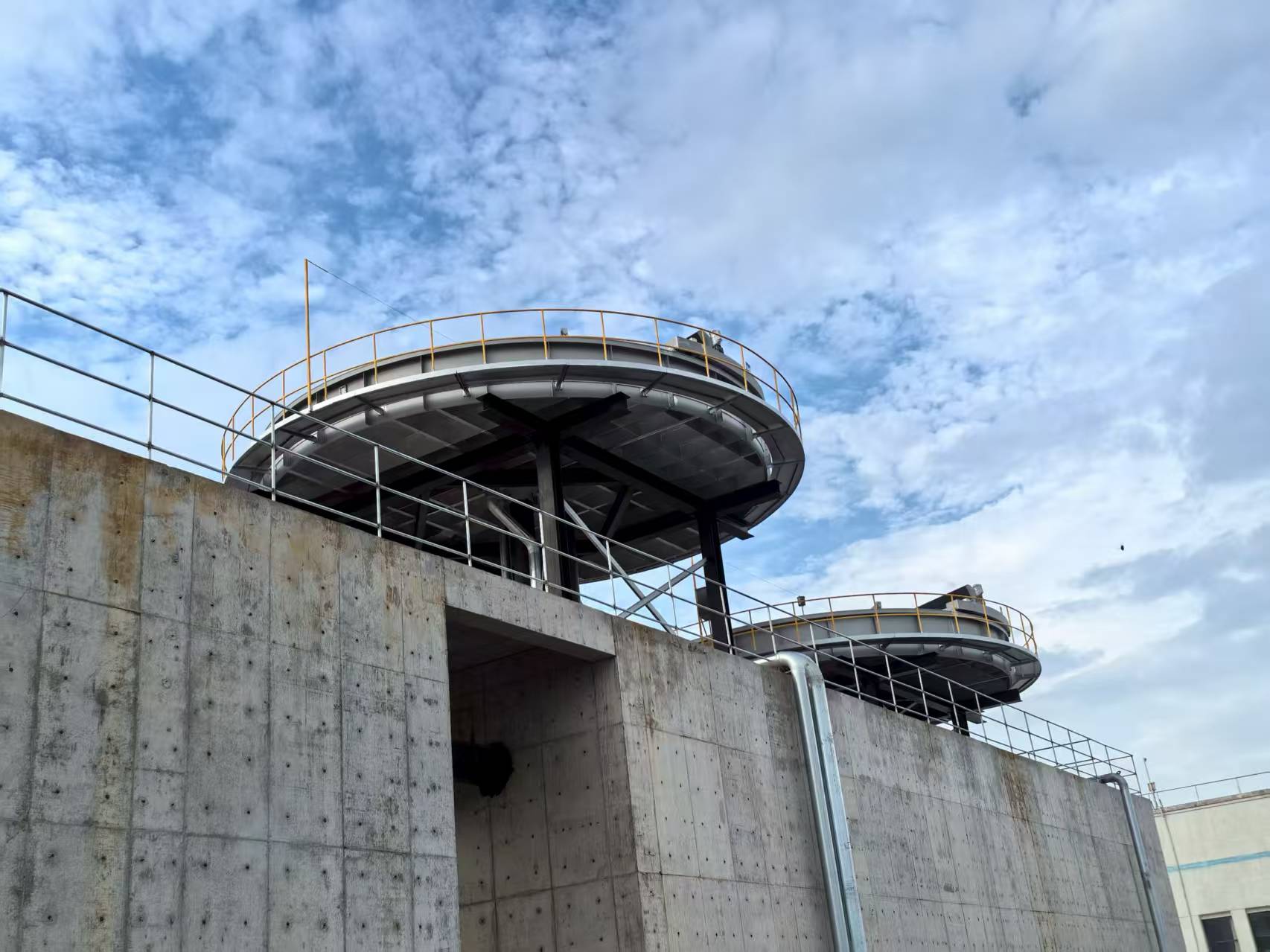 浙江工業(yè)廢水-用水處理廠家 -杭州浩藍環(huán)境工程技術有限公司