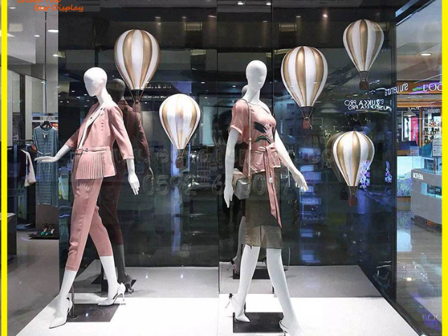 山東本地櫥窗展示定做價(jià)格 值得信賴 廈門宜創(chuàng)展示制品供應(yīng)