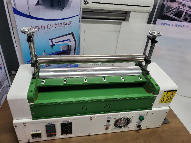 成都泡棉熱熔膠機(jī)哪里有 東莞市貿(mào)隆機(jī)械制造供應(yīng)