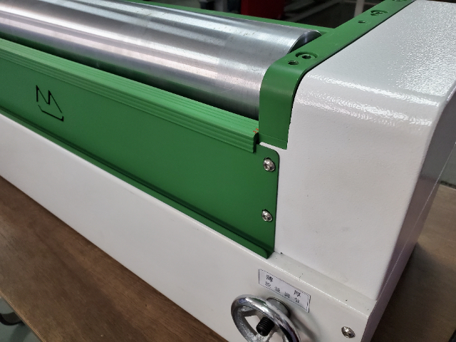 上海海綿熱熔膠機 東莞市貿(mào)隆機械制造供應;