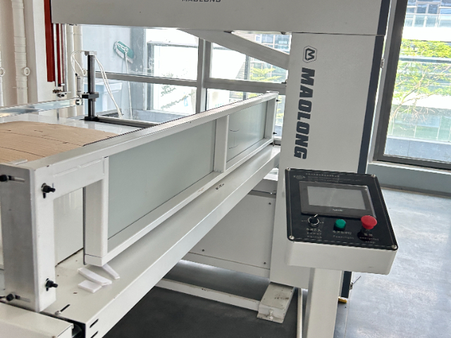 浙江海棉切割機(jī)哪里有 東莞市貿(mào)隆機(jī)械制造供應(yīng)