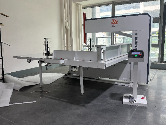 山東包裝材料加工設(shè)備工廠 東莞市貿(mào)隆機(jī)械制造供應(yīng);