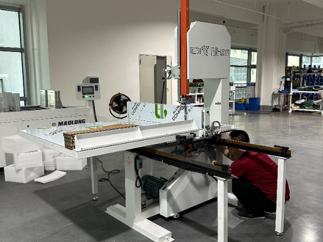 杭州EPE加工設(shè)備企業(yè) 東莞市貿(mào)隆機械制造供應(yīng)