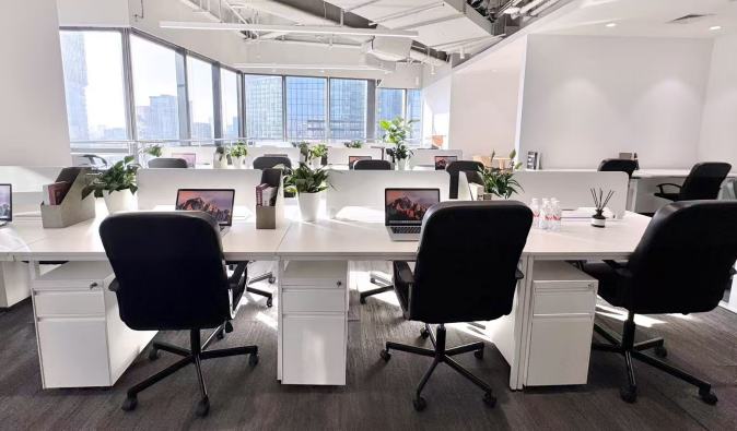 中匯人壽中心：地鐵直連云端辦公