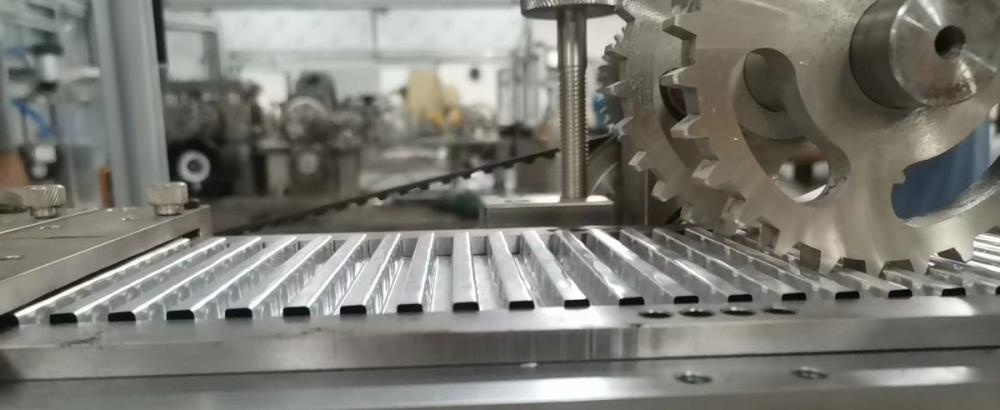 Heat Exchanger Fin Rolling Machine