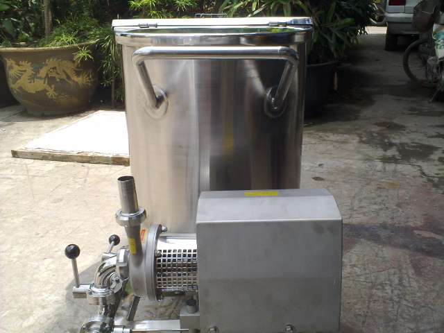 中山調(diào)配CIP清洗系統(tǒng)供應(yīng)商 溫州市龍?zhí)┹p工機(jī)械供應(yīng)