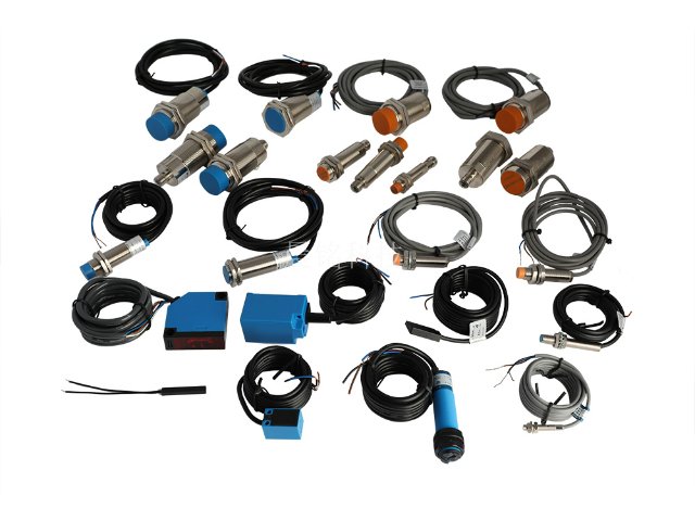 霍爾開環電流傳感器設備