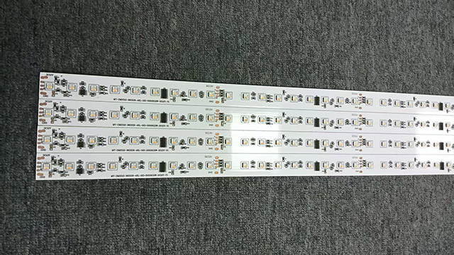 潮州LED線條燈玻纖板哪家好 中山市鑫銘揚照明供應(yīng)