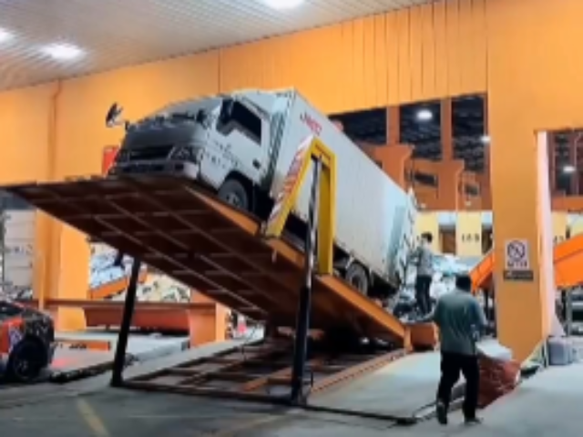 衡水翻板卸車機(jī)安裝,翻板卸車機(jī)