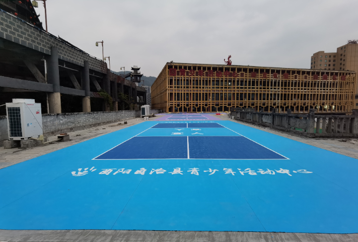 深圳改性丙烯酸涂料地坪漆 源頭廠家 深圳市翎志運(yùn)動(dòng)地板供應(yīng)