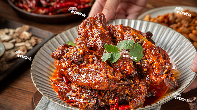  七环牧场巴骨肉重构餐饮行业的 