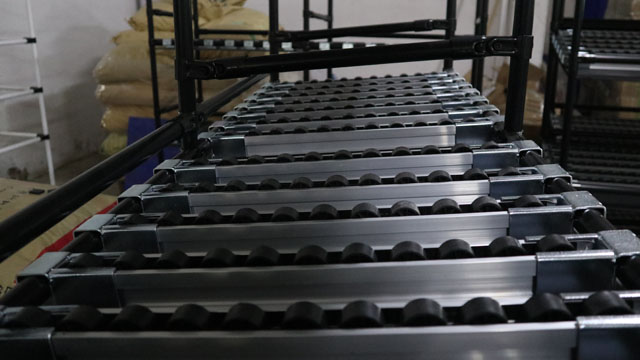 成都復合管流利架直銷價格