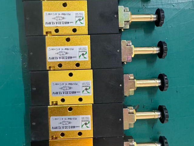 微型電磁閥材質(zhì)對比 來電咨詢 深圳市新鑫氣動器材供應(yīng);