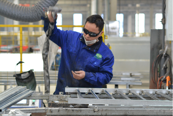 成都防撞欄桿哪個好 四川金恒達恒石科技供應(yīng)