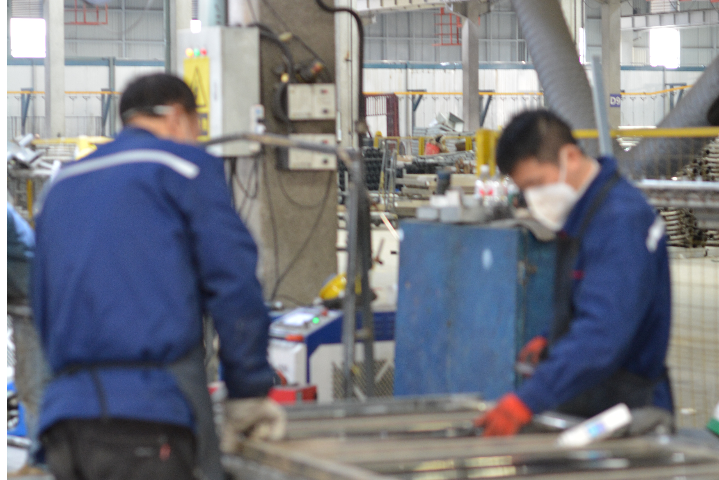 西藏玻璃護欄加工廠 四川金恒達恒石科技供應(yīng)