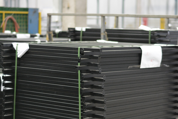 鋁合金護(hù)欄專業(yè)生產(chǎn)廠家 四川金恒達(dá)恒石科技供應(yīng);