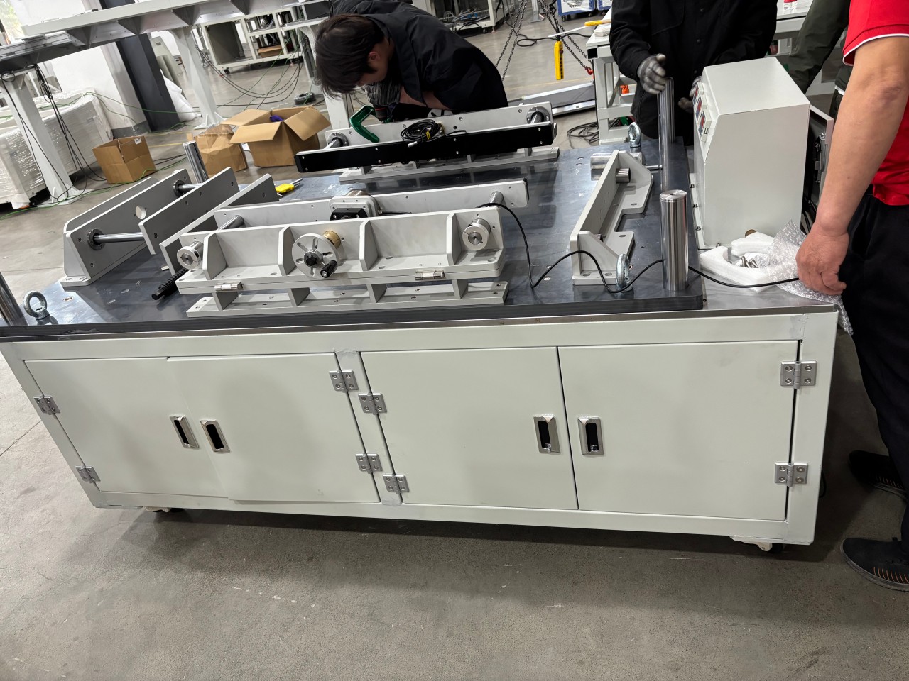 東莞工廠新能源生產線設備出海，從項目開始-交付DDP貿易全鏈路一條龍服務。