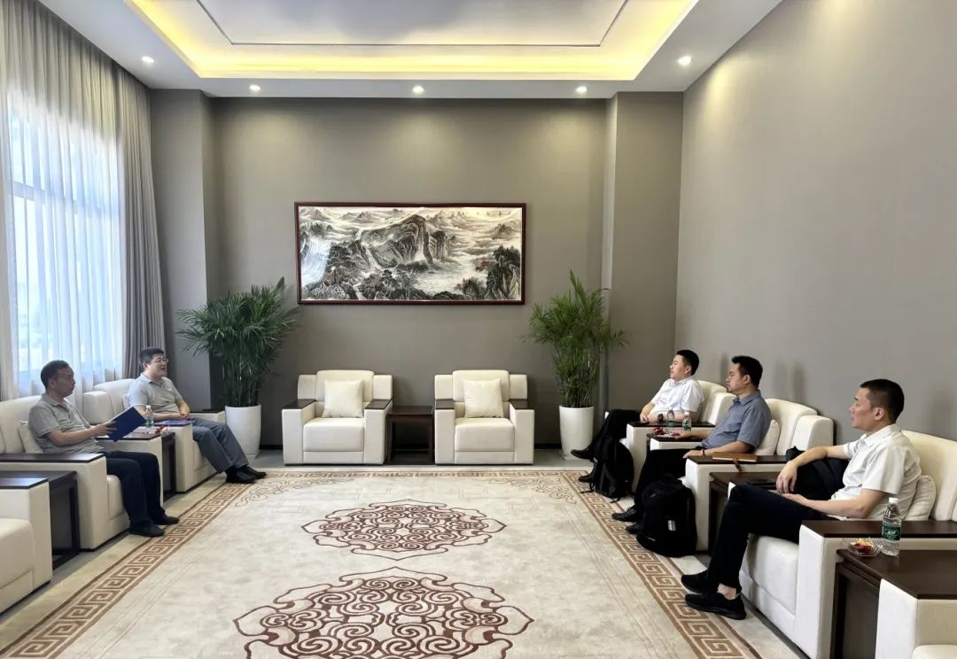 快訊|重慶市萬州區投促局領導一行蒞臨瀚泰精密考察交流 快訊|重慶市萬州區投促局領導一行蒞臨瀚泰精密考察交流