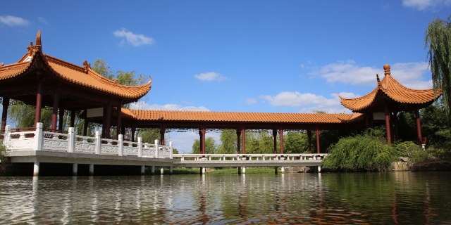 滴水湖附近陵園哪家好,陵園