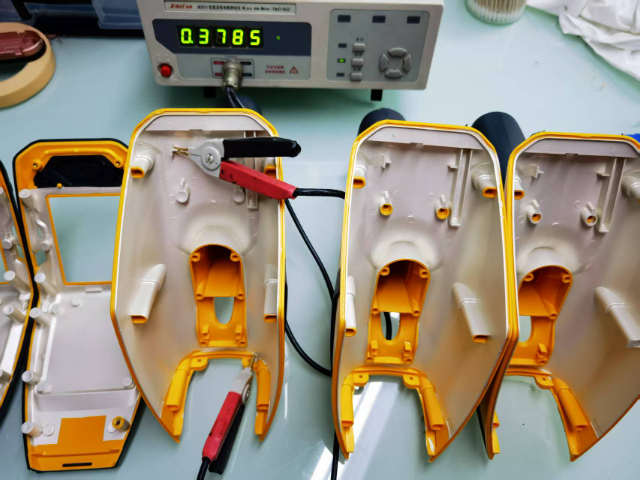 上海纯银导电漆特点