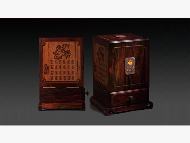 重慶酒包裝設(shè)計公司 上海三人行包裝策劃供應(yīng)