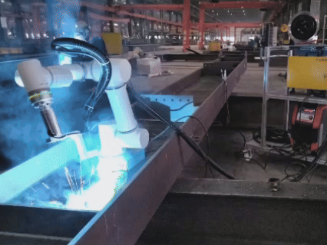 湖北焊接機(jī)器人產(chǎn)品介紹 來(lái)電咨詢 上海圖靈智造機(jī)器人股份供應(yīng);