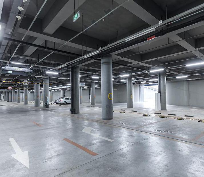 現(xiàn)代大型地下停車場(chǎng)的智能感應(yīng)燈系統(tǒng)設(shè)計(jì)亮點(diǎn)