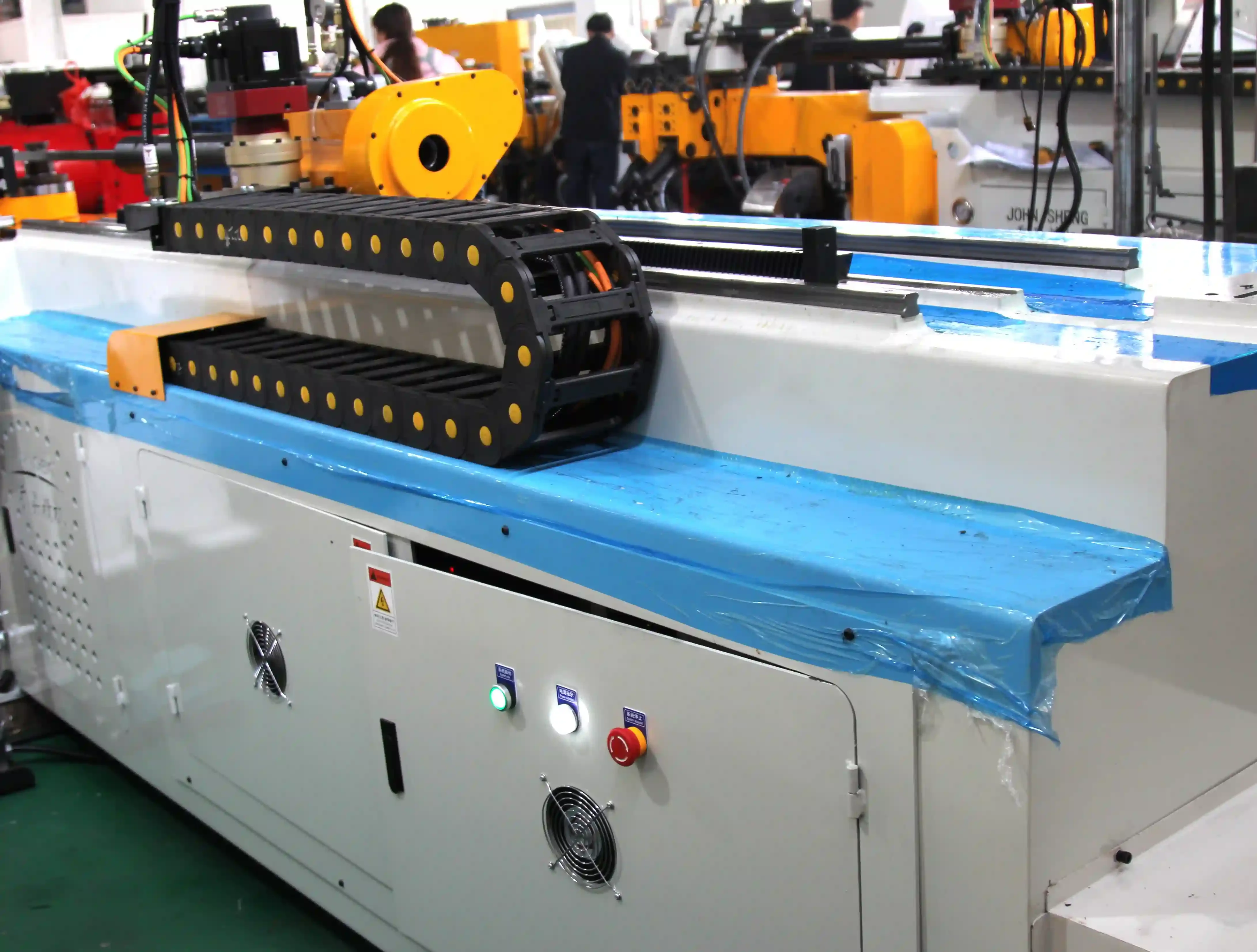 Automatic multi axis CNC servo left and right bender for auto center ...