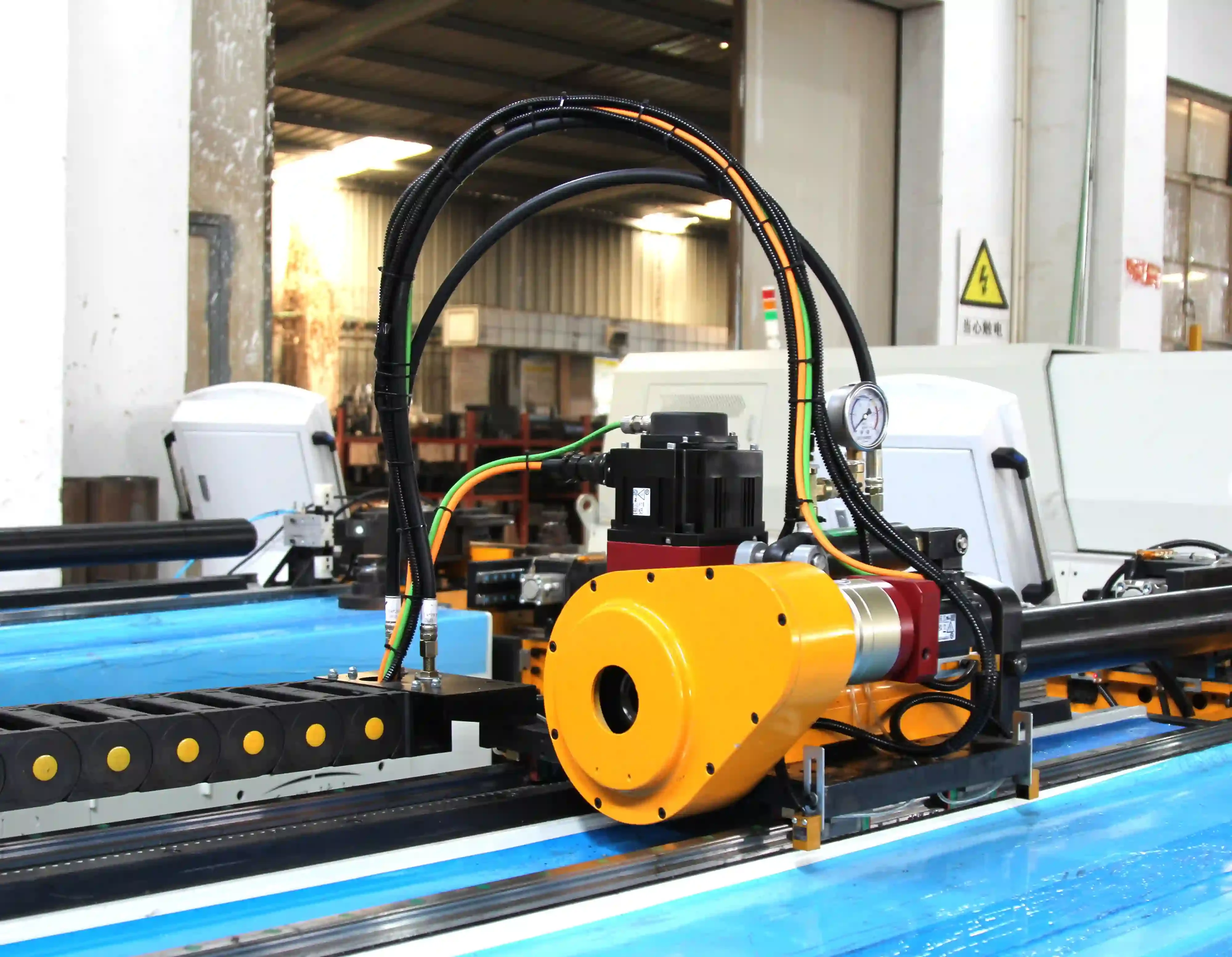 Automatic multi axis CNC servo left and right bender for auto center ...