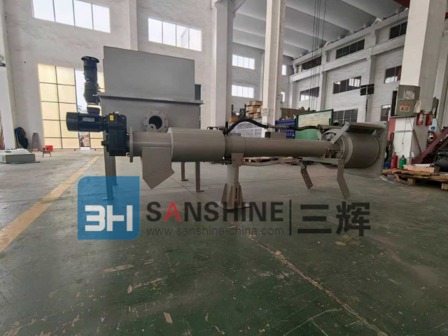 四川無軸螺旋輸送機廠家 來電咨詢 無錫三輝環(huán)保裝備供應(yīng)