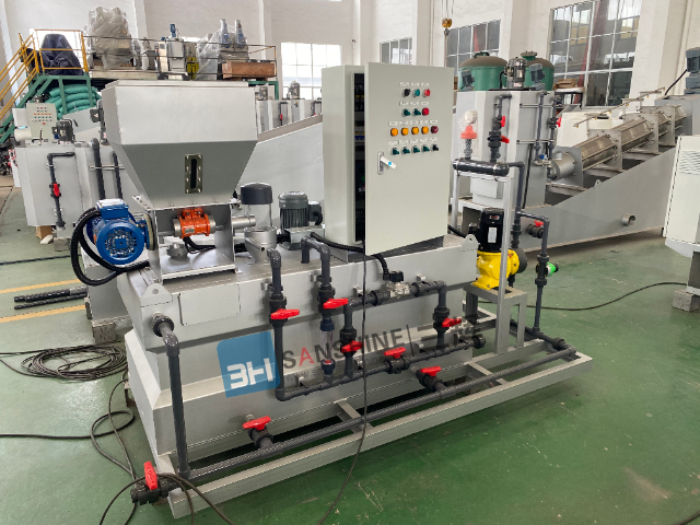 四川化工廢水全自動加藥裝置咨詢 來電咨詢 無錫三輝環(huán)保裝備供應(yīng)