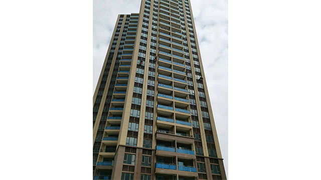 中山古鎮(zhèn)鎮(zhèn)辦公樓外墻清洗工人價(jià)格 廣州誠創(chuàng)清潔供應(yīng);