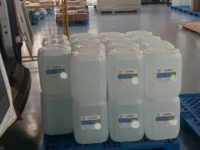 江蘇蒸餾水廠家用途 值得信賴 蘇州威立特環(huán)?？萍脊?yīng)