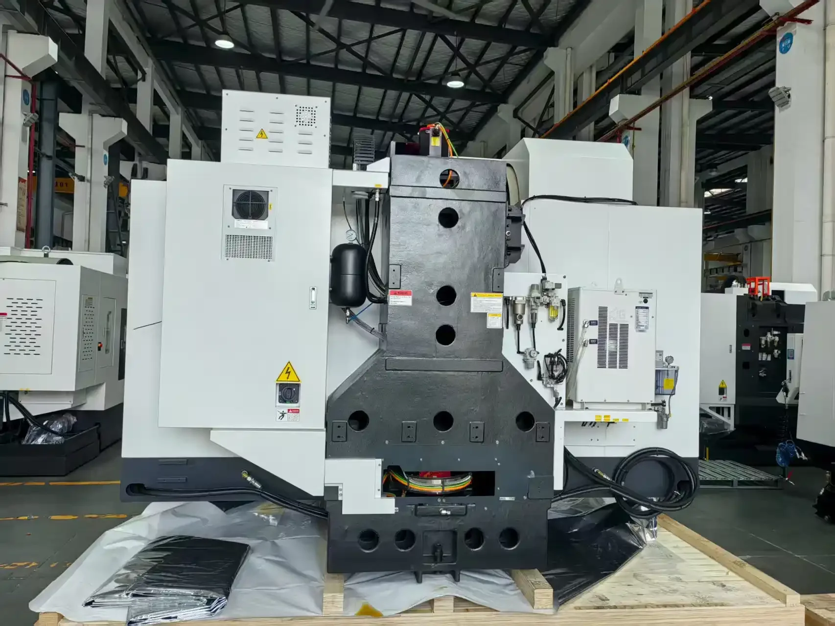Josen Successfully Exports DV-1266 CNC Vertical Machining Center to ...