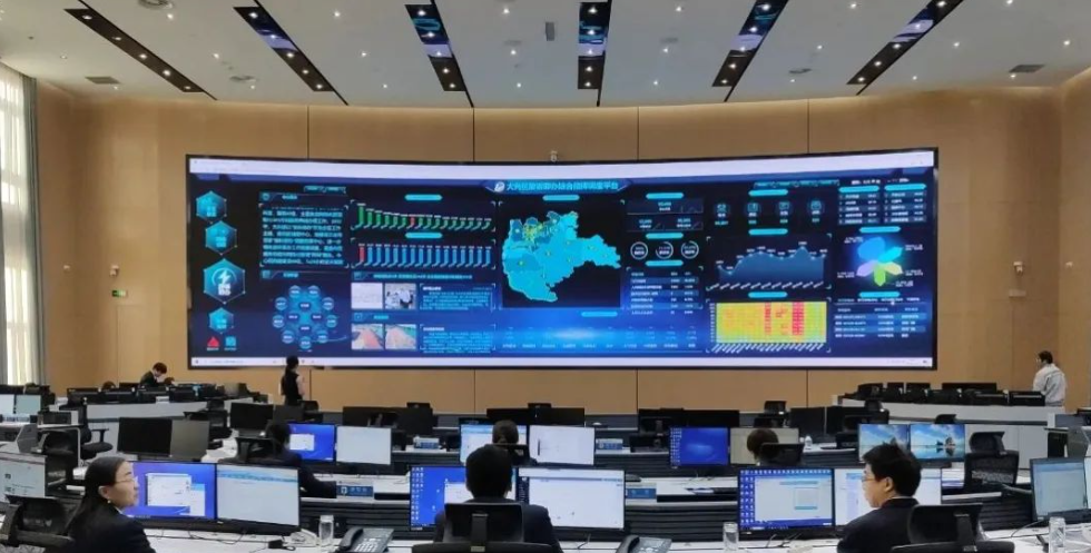 LED显示系统选型指南：兆奇光电如何解决集成难题