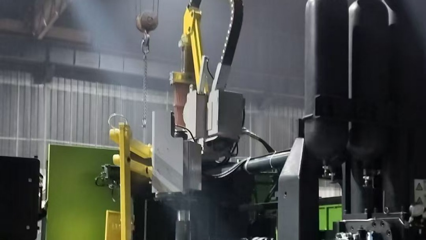 常州高效伺服噴霧機價格 蘇州東爾匯機電供應